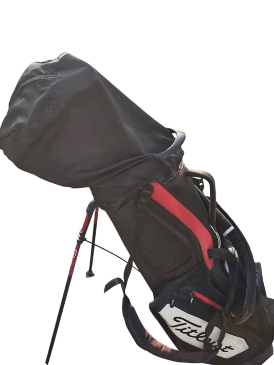 Taylormade Men Golf Bag, pre-Owned.